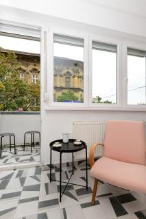 NEON super central spacious new studio on park with view - 4