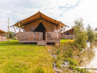Safari Lodge by IJsselmeer Lake - 0