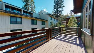 Red Slate Canyon - Modern 2-Story Condo - 8