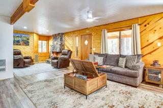 Game Room and Fireplace! Family Retreat in Pinetop - 5