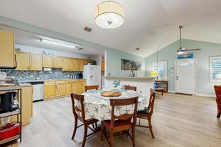 Serene home with enclosed yard, grill, games, & central AC - dog-friendly - 6