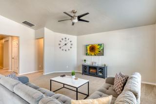 Family Friendly Playroom Garage - 6