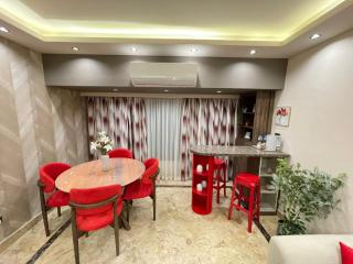 Luxury Partial Nile View Apartment Cairo - 5