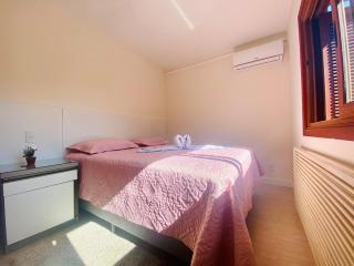 Apartamento Premium p/ 6 – Ao Lado da Rua Torta - 1