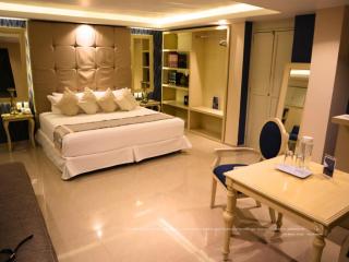 Hotel Santosi - 8
