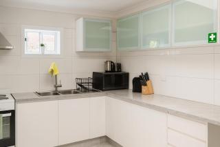 Comfort - 3 Bedroom Deluxe Family Home - 9