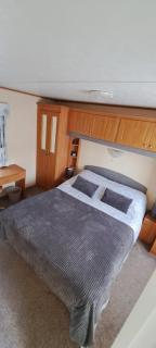 Seaside Caravan Goldensands Kinmel Bay-Sleep 6 - 6