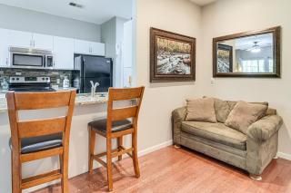 Cozy Resort Condo 5 Mi to Branson Landing! - 1