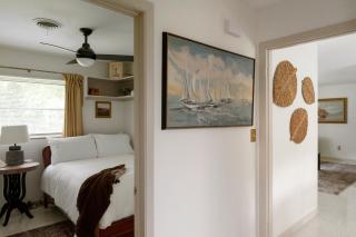 The Driftwood House- Family friendly boat parking retreat - 3