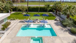 Sleeps 28 Putting Green Pool Near Coachella Polo Villas Oasis by AvantStay - 9