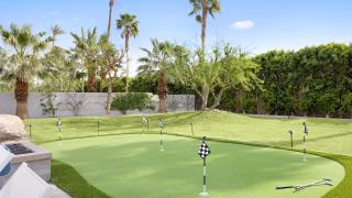 Sleeps 40 3 Villas Putting Green Bocce Pool Polo Villas Tres by AvantStay - 9