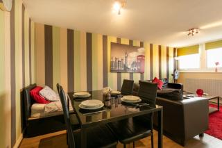 2 Bedroom City Centre Apartment - 8
