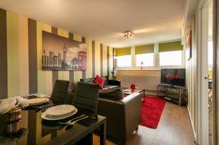 2 Bedroom City Centre Apartment - 7
