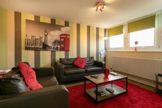2 Bedroom City Centre Apartment - 6