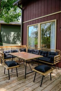 Rosewood Loft Upper Suite - 1