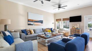 Sleeps 18! Private Pool, Hot Tub, Near Beach Miramar Dream House by AvantStay - 5