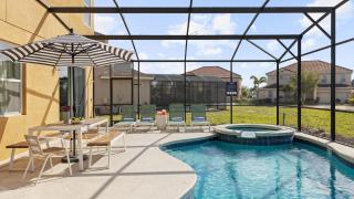 Sleeps 18 Solterra Resort Pool GameRoom Themed BDRs Broad Oak by AvantStay - 9