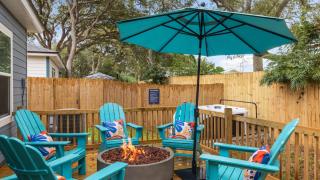 Blue Hour Playfully Designed Beach Home w Hot Tub Fire Pit Game Room - 9