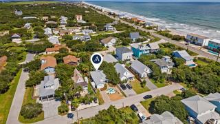 Cottagecore Coast Deck Hot Tub Surf-Centric Neighborhood Kids Suite - 6