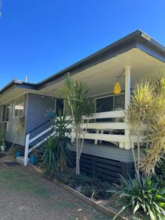 The Retreat Moranbah - 9