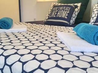 Apartments Mateo - One Bedroom Apartment - Blue - 4
