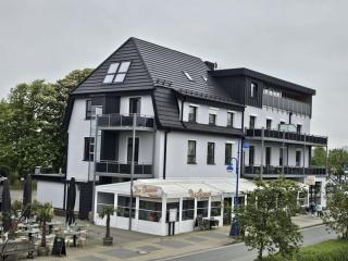 Briesenick-Radde Beach Pearl - 1