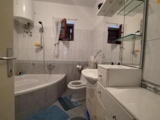 Two Bedroom Apartment with Sea View - 2