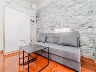 Urban Nest Apartment - 7