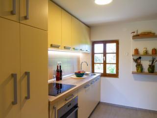 Hillside Haven Holiday Home with Sauna and Hot-Tub - One Bedroom Holiday Home with Sauna and Hot-Tub - 5