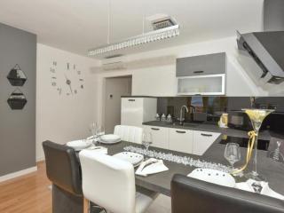 Apartment Hani 1 - One Bedroom Apartment With Balcony And Sea View - 1