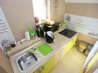 Elegant and Stylish Retreat Apartments with Terrace - Three Bedroom Apartment with Terrace - 6