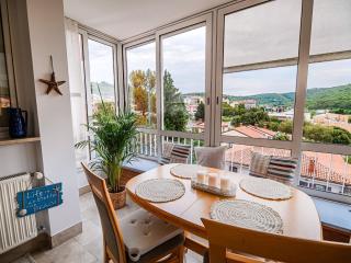 Elegant and Scenic Peaceful Apartments Portoroz - Studio Apartment with Terrace - 9