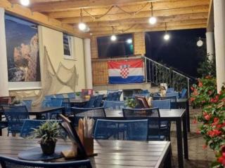 Peaceful Apartments With Style - Classsic Two Bedroom Apartment - Trogir - 2