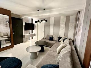 Two-Bedroom Apartment with private pool The Bayfront One -S5 - 9