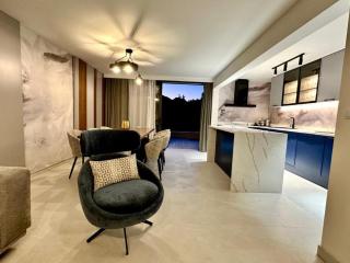 Two-Bedroom Apartment with private pool The Bayfront One -S5 - 3