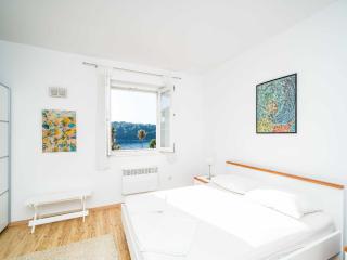 Villa Vista Old Town - Four Bedroom House with Terrace and Sea View - 1