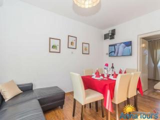Holiday apartment with 3 bedrooms - 1