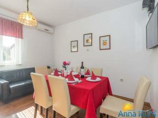 Holiday apartment with 3 bedrooms - 2