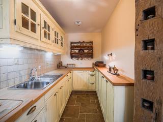 Hidden Authentic Haven Apartments - One Bedroom Apartment with Terrace - 4