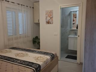 Apartment Jaki - One Bedroom Apartment with Garden View - 6