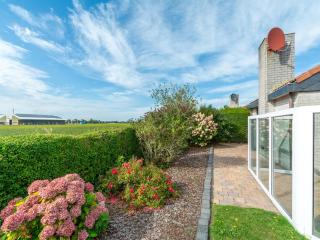Lovely holiday home in Julianadorp - 4
