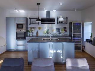 Mountain View Villa with Sauna and Hot-Tub - Three Bedroom Villa with Sauna and Hot-Tub - 5