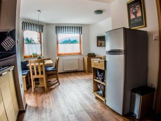 Riverside Pines Luce Apartments with Balcony - Two Bedroom Apartment with Balcony - 5