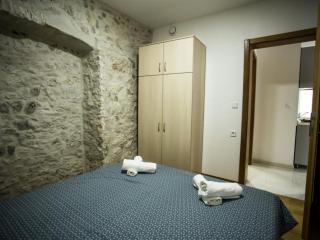 Apartments Stone House Murter - Two Bedroom Apartment with Balcony - 6