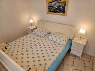 Lisko Vacation House - Five Bedroom Holiday Home with Private Pool - 3