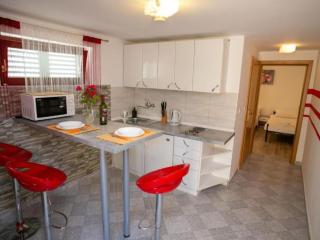 One-Bedroom Apartment - 6