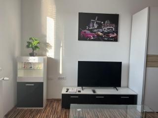 Meadow Tranquil Apartments with Evergreen Garden - Two Bedroom Apartment - 9