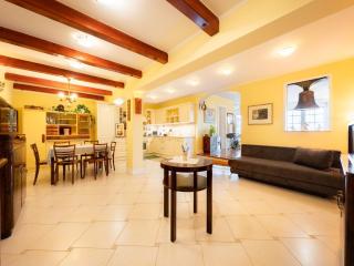 Secluded Escape Hilltop Villa with Hot-Tub - Two Bedroom Villa with Hot-Tub - 0