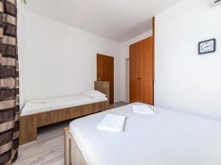 Two Bedroom Apartment With Balcony A2 - 5