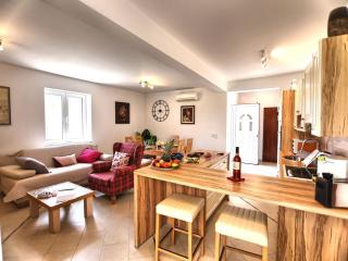 Holiday Home Sre ko - Three Bedroom Holiday Home With Pool - 6